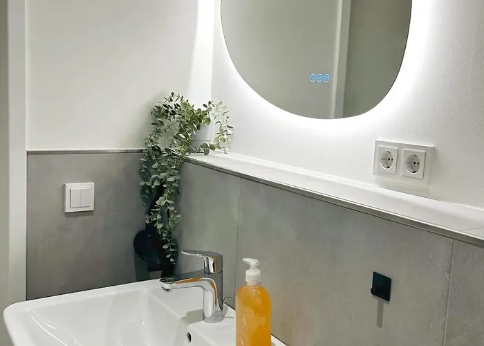 Appartement Stylish Near Binnenalster For Up To 8 Guests Hambourg